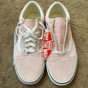 Pink low top old skool vans shoe